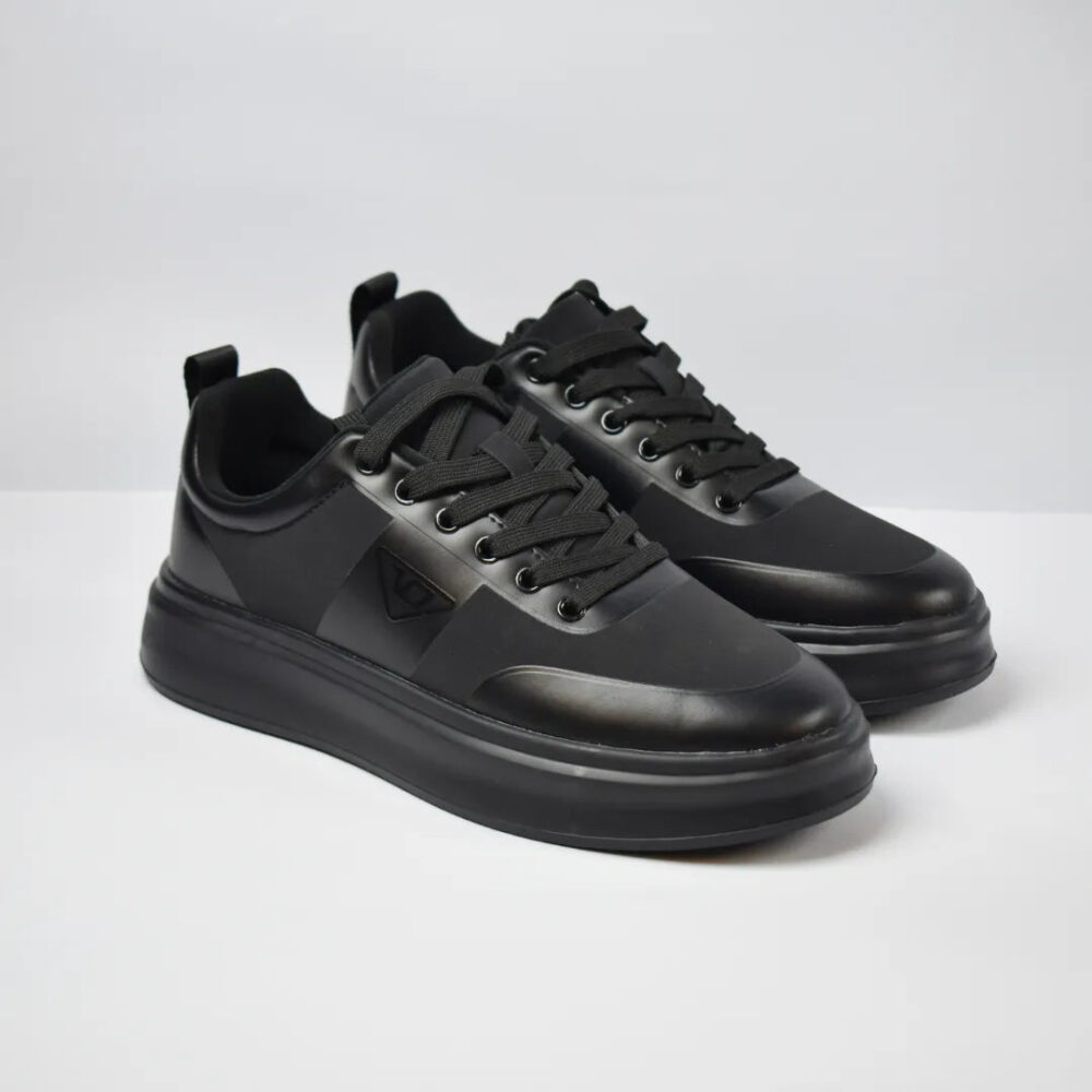 Zoran Men's Premium All-Black Casual Sneakers